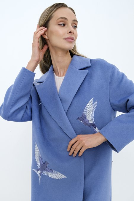 Пальто с вышивкой "Птицы", голубое