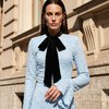 Мини-платье из кружева Ангора с бантом, небесного цвета