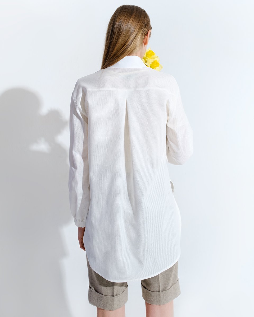 Рубашка из вискозы с накладными карманами, белого цвета
