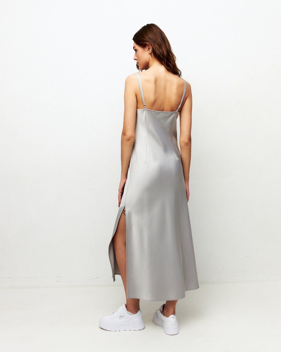 Платье-сорочка в стальном цвете