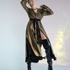 Двустороннее платье на запах, с кистями на поясе