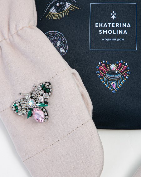 Варежки с декором «Пчелы», молочного цвета