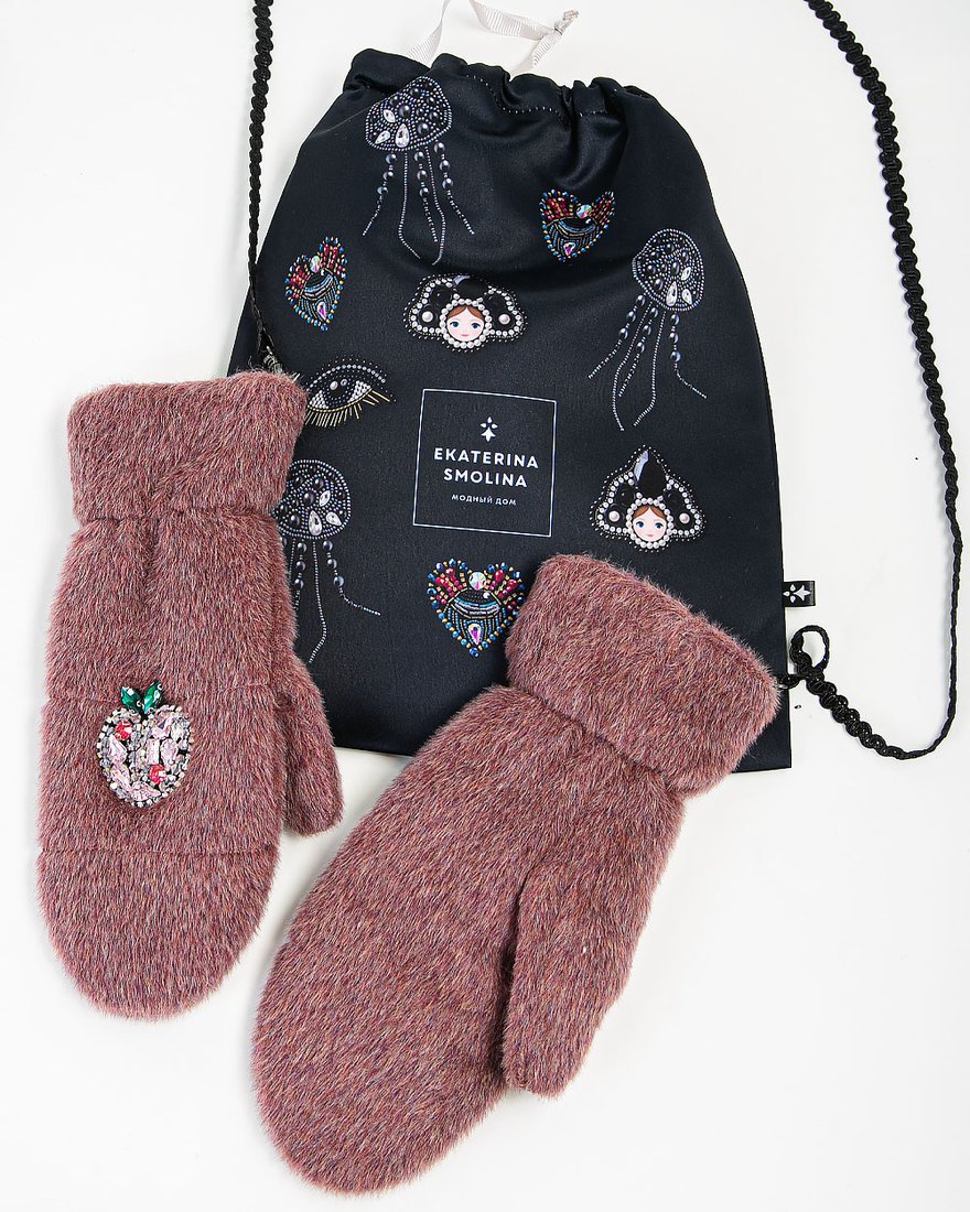 Варежки с декором «Яблочки», черные www.EkaterinaSmolina.ru