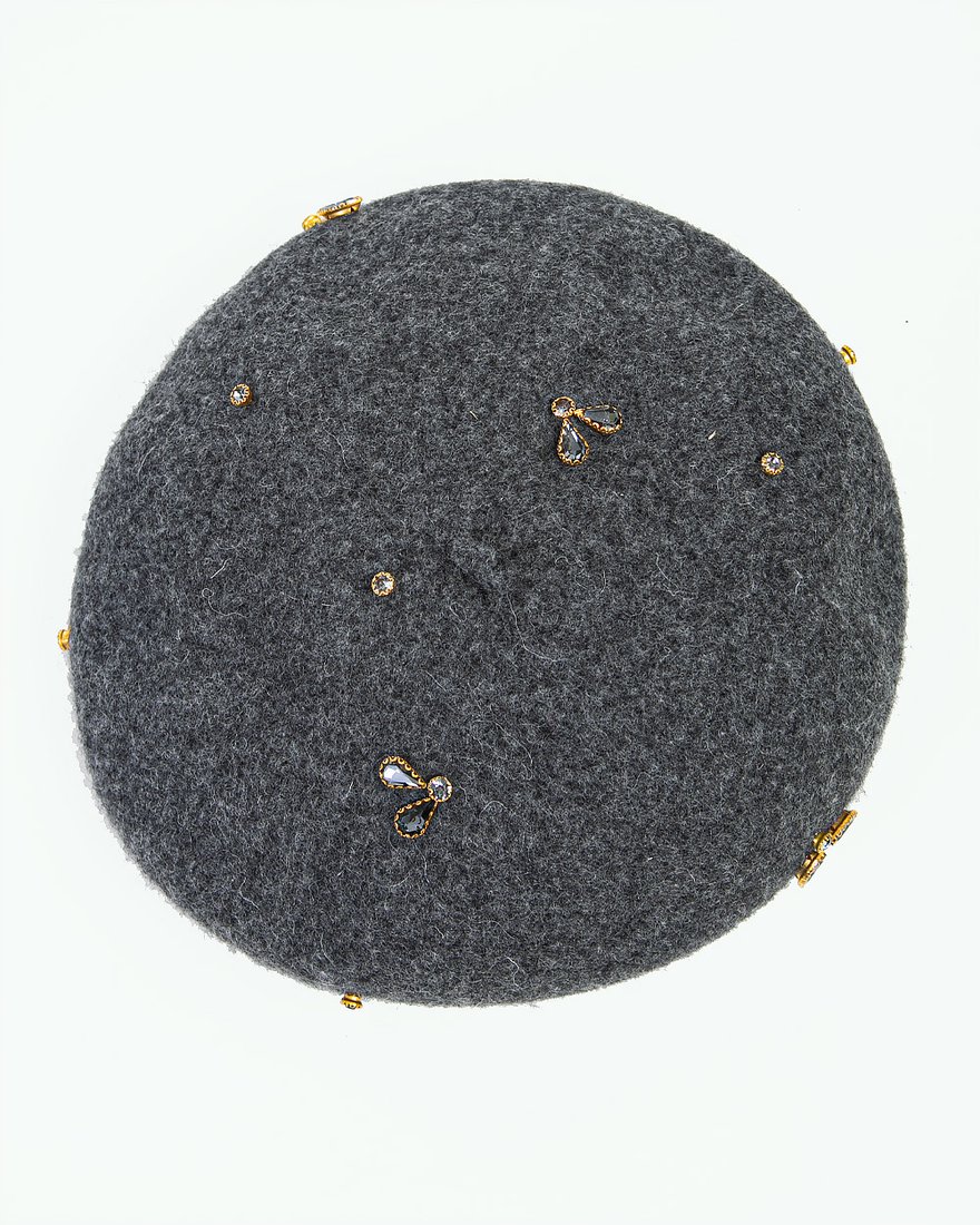Берет со стразами в цвете серый меланж www.EkaterinaSmolina.ru
