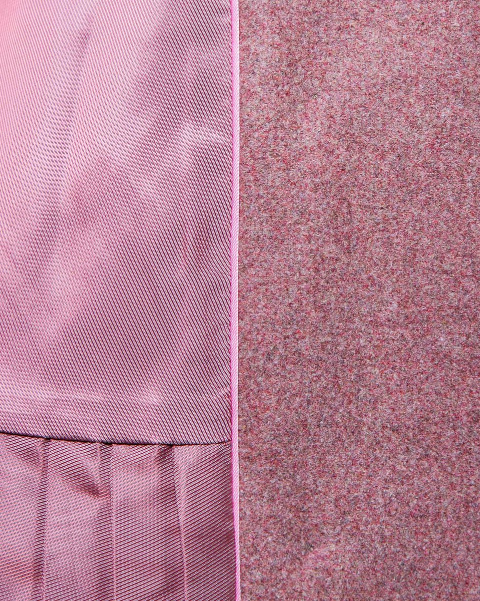 Пальто с заниженной юбкой плиссе, розовое
