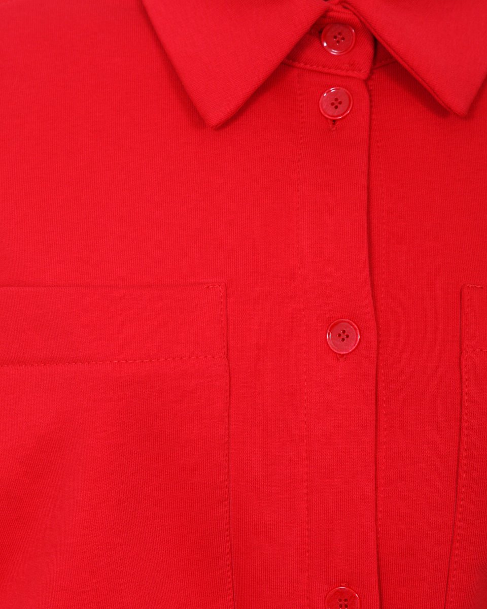 Рубашка из футера красного цвета