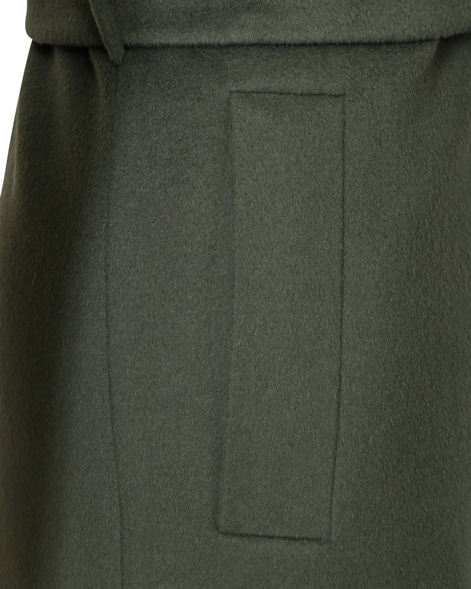 Пальто с широким английским воротником цвета осоки, из шерсти и кашемира