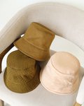 Шляпа-панама болотного цвета